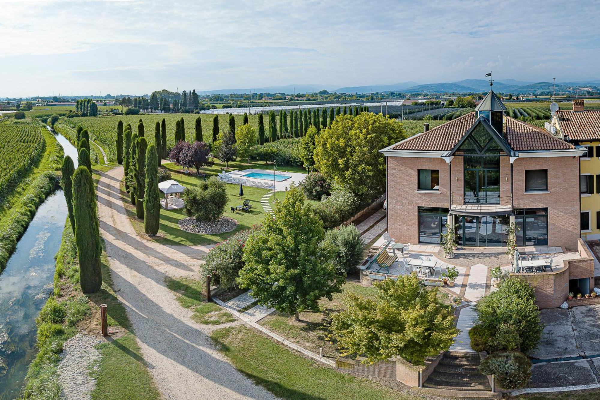 Bb Mambrotta San Martino Buon Albergo Exterior foto