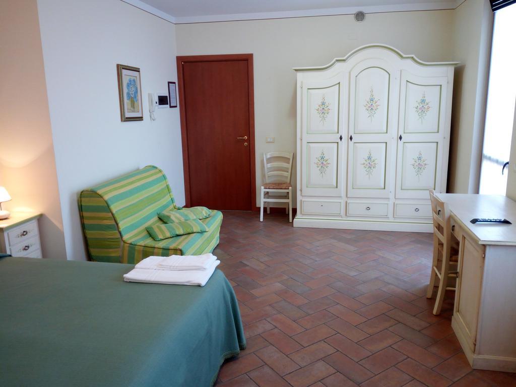 Bb Mambrotta San Martino Buon Albergo Exterior foto